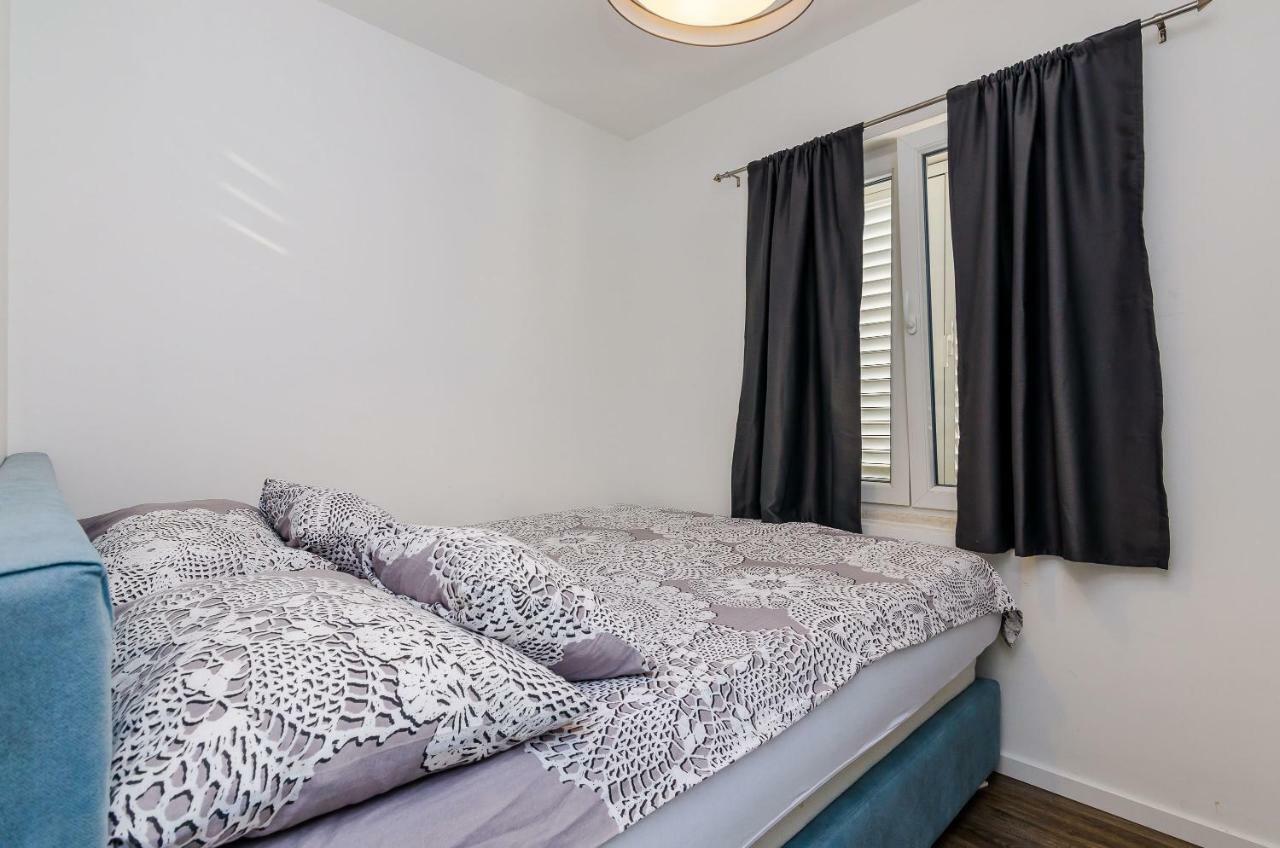 Superior Apartment Nike Млини Екстериор снимка