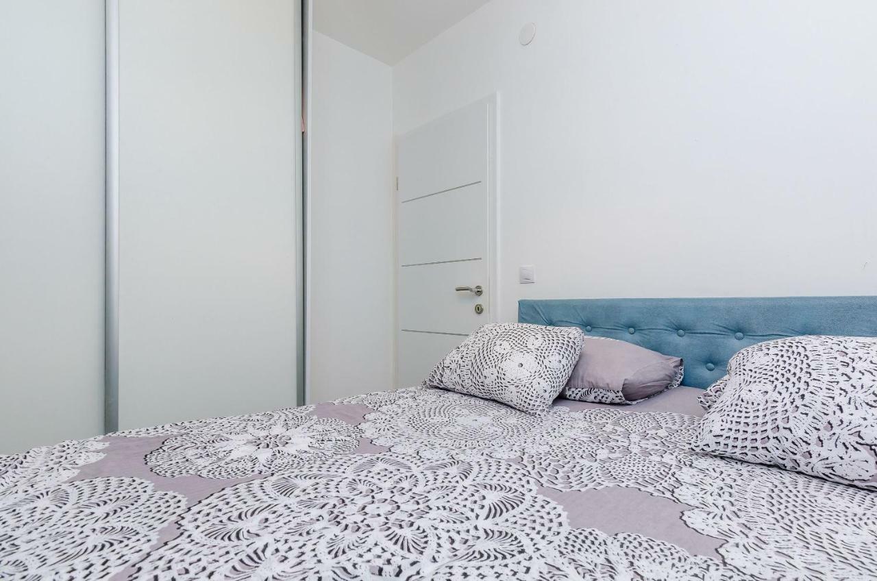 Superior Apartment Nike Млини Екстериор снимка