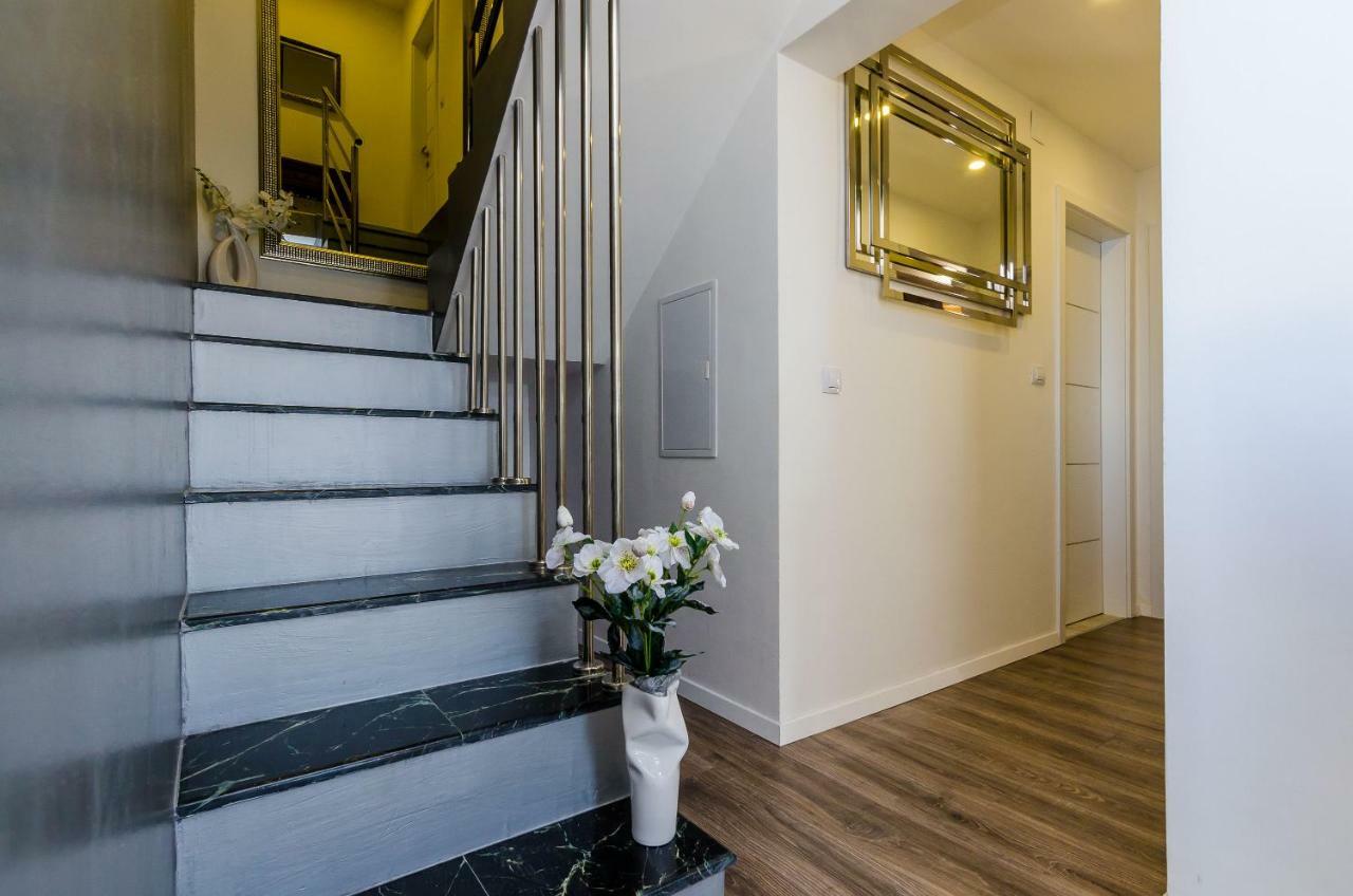 Superior Apartment Nike Млини Екстериор снимка