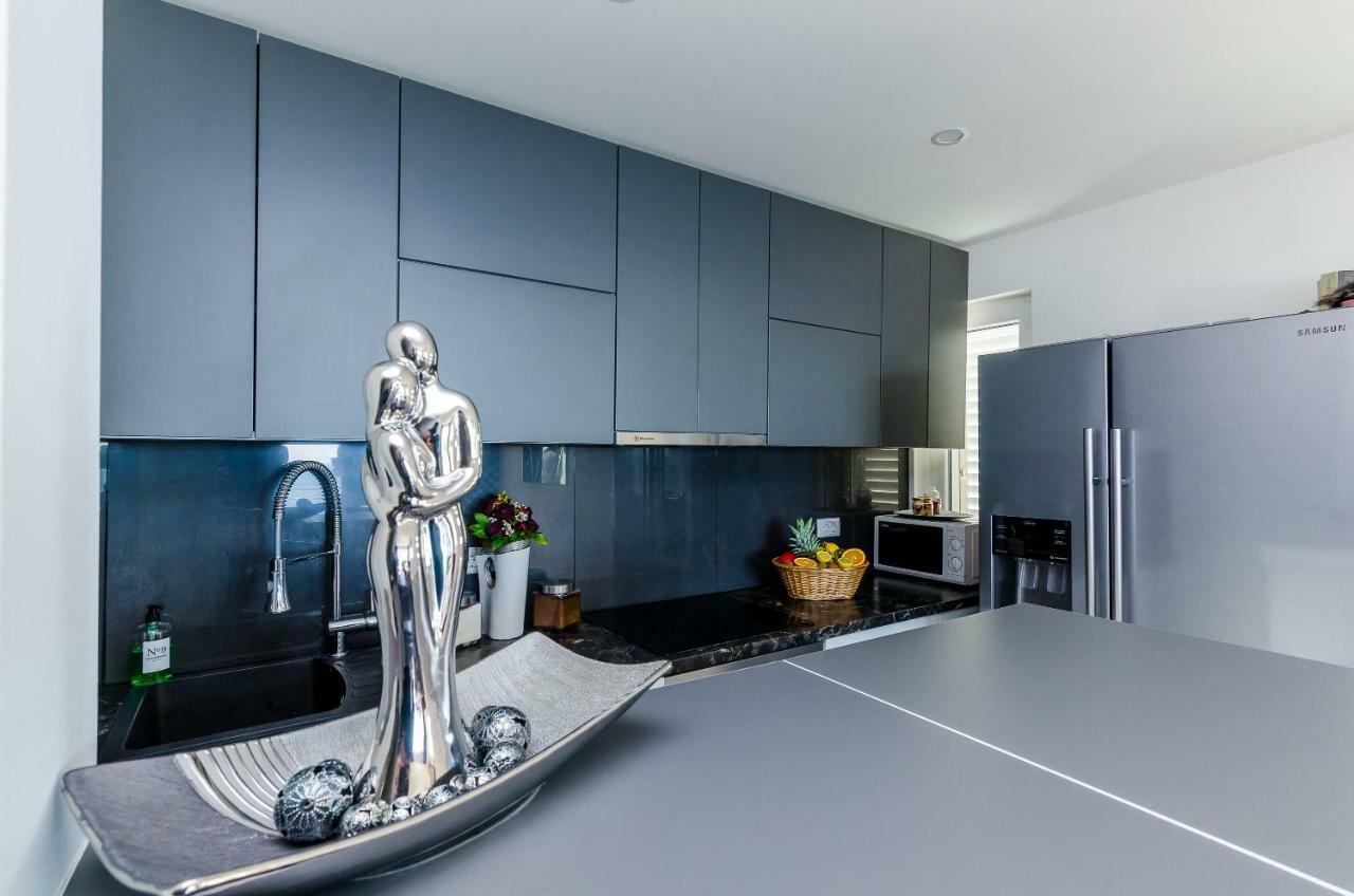 Superior Apartment Nike Млини Екстериор снимка